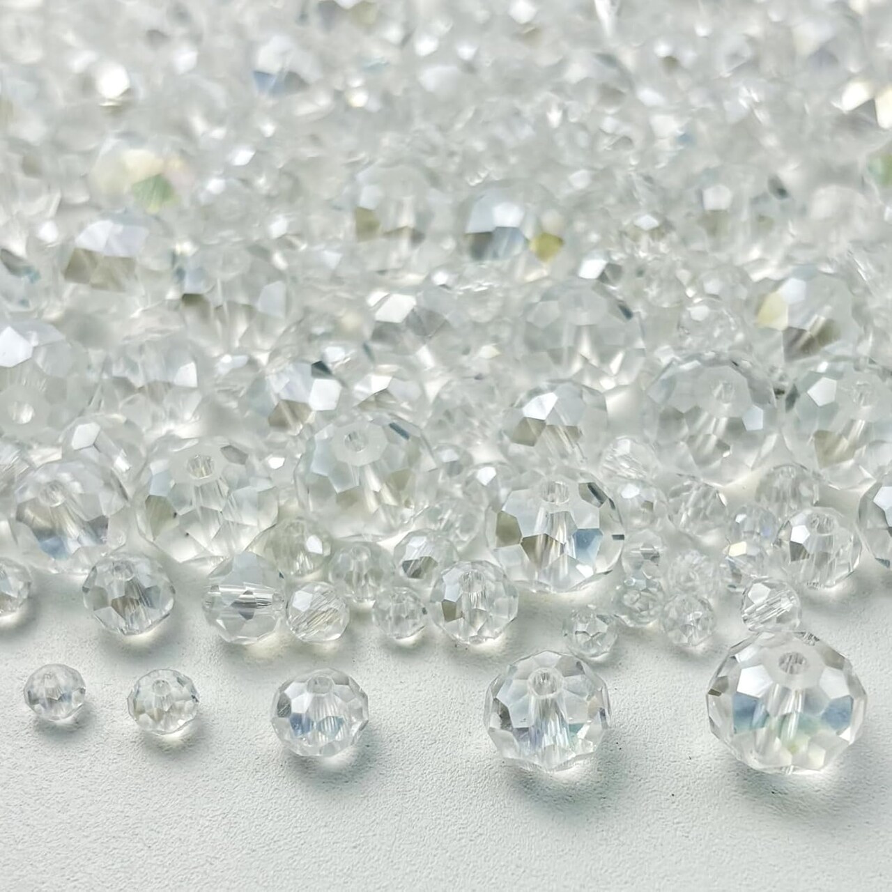 600pcs Crystal Glass Beads 3mm 4mm 6mm 8mm 10mm Rondelle Faceted Crystal Beads Spacer Beads for Necklace Bracelet Earrings DIY Jewelry Crafts Making Supplies(Clear AB)